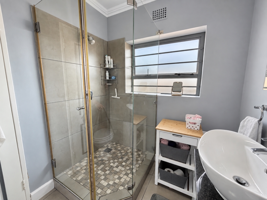 1 Bedroom Property for Sale in Rosebank Western Cape